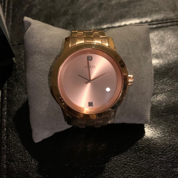 GUESS Watch - Picture 8 of 8